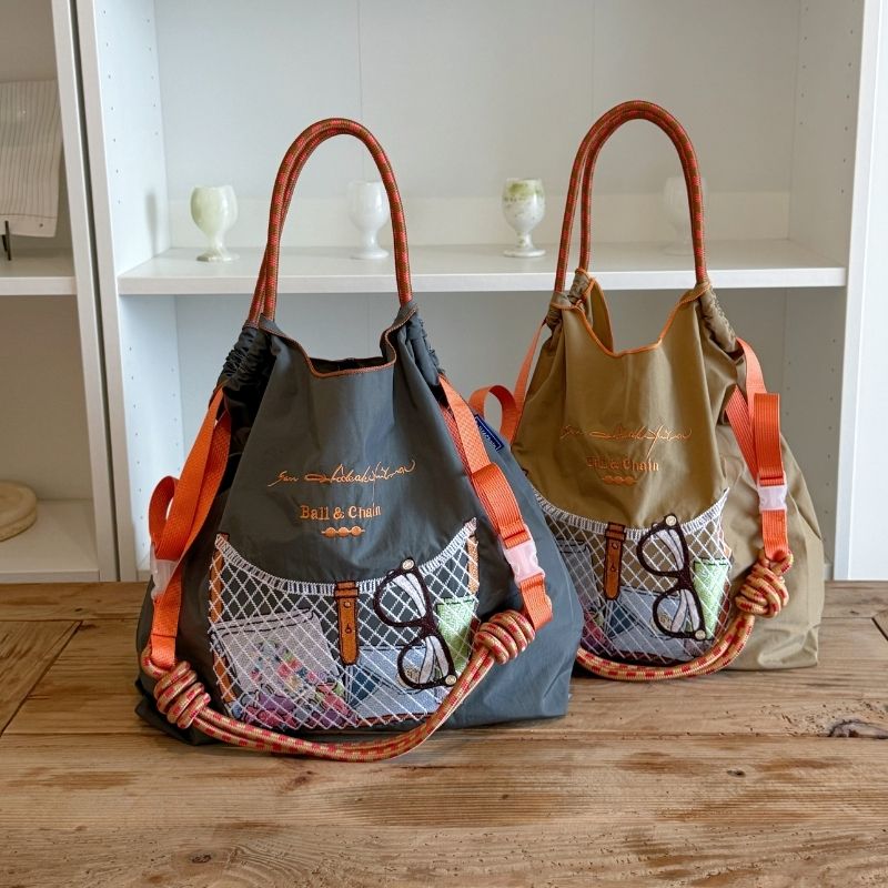 Travel Accessories In Japan - New Style Women's Shoulder Bag with